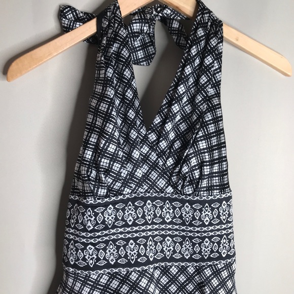 Silk Abstract Check Patterned Halter Dress by
White House Black Market - Picture 3 of 7